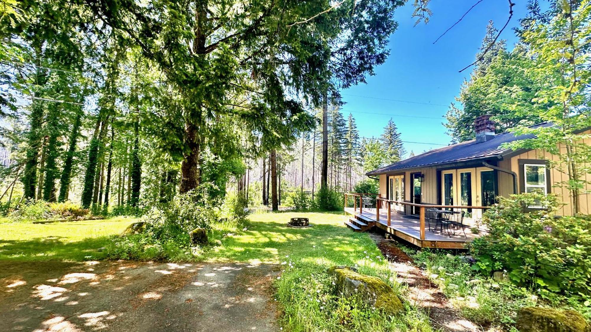 Mckenzie River Mountain Resort Blue River Exterior foto