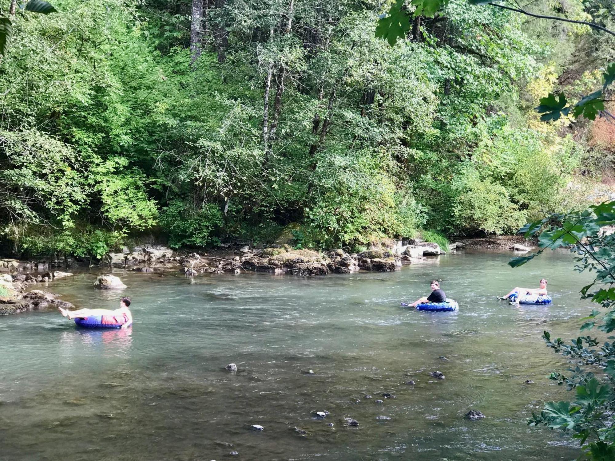 Mckenzie River Mountain Resort Blue River Exterior foto